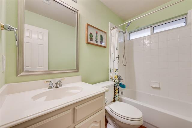 Building Photo - 1306 Glendover Dr