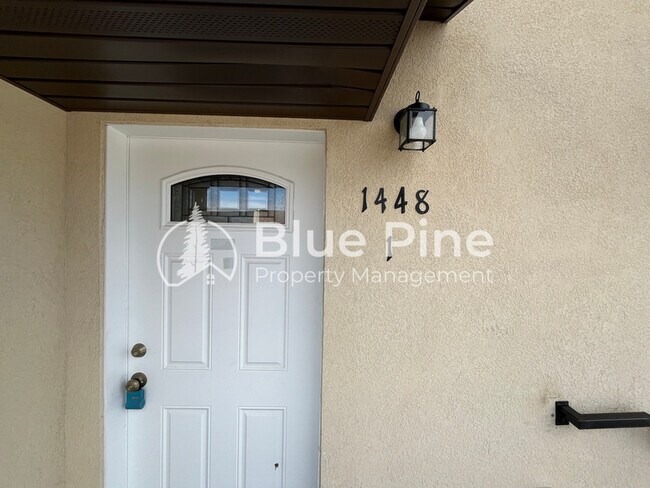 Building Photo - 1448 E 17th St