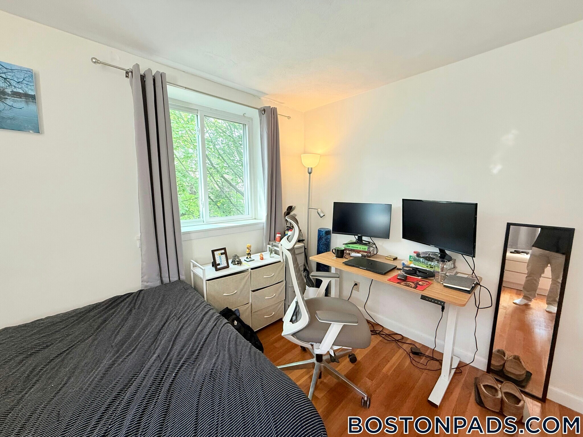 Building Photo - 135 Inman St