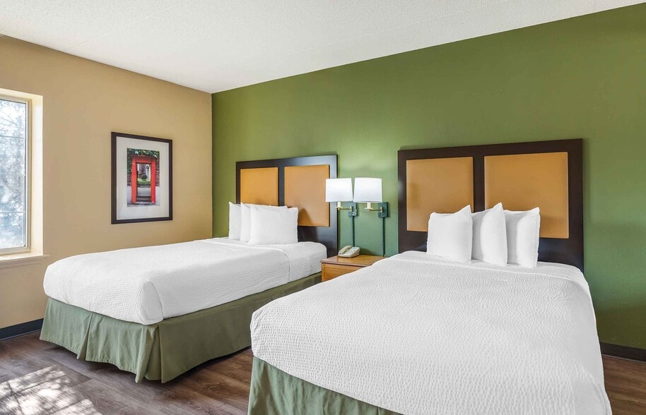 Building Photo - Furnished Studio-Chicago - Vernon Hills - ...