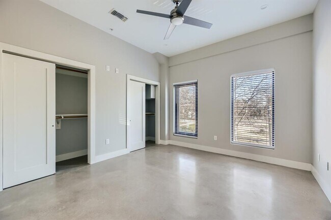 Building Photo - 3523 Gonzales St