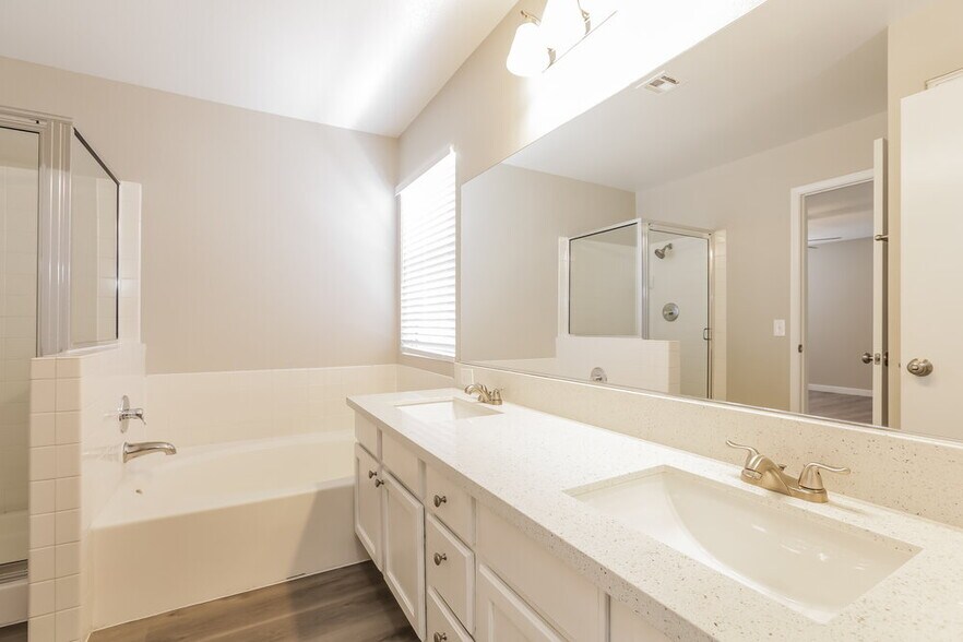 Building Photo - 9524 Amber Valley Ln