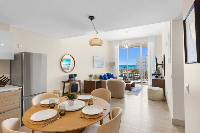 Building Photo - 111 N Ocean Dr
