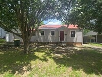 Building Photo - 204 Glenora Ave