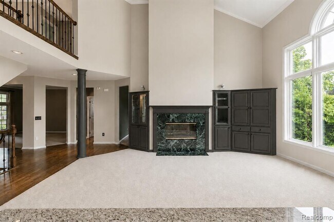 Building Photo - 24084 Westmont Dr