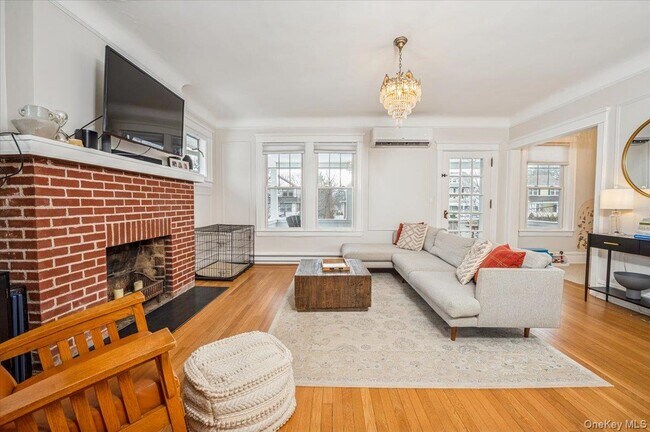 Building Photo - 36 Grand Ave