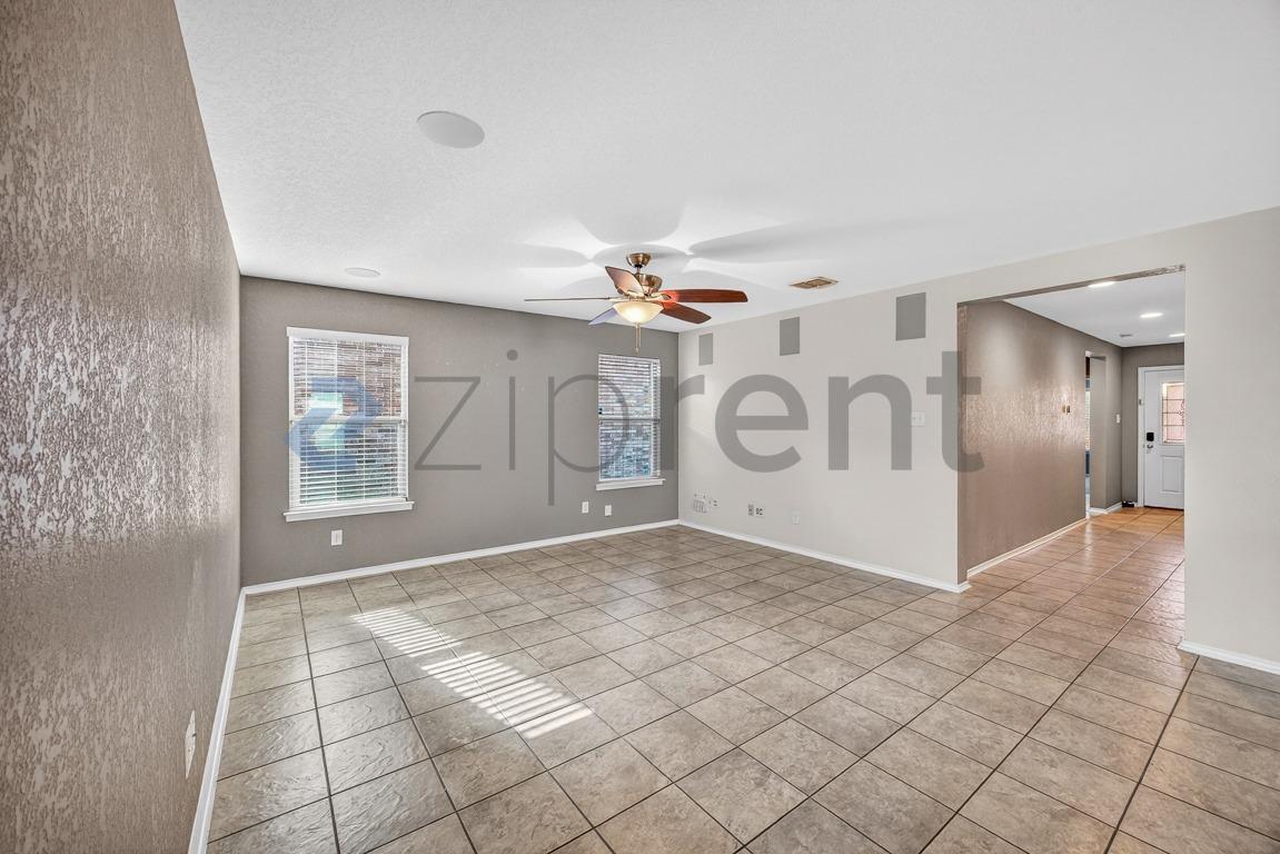 Building Photo - 7614 Heavenly Arbor