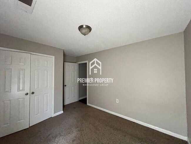 Building Photo - 7071 Anisetree Dr