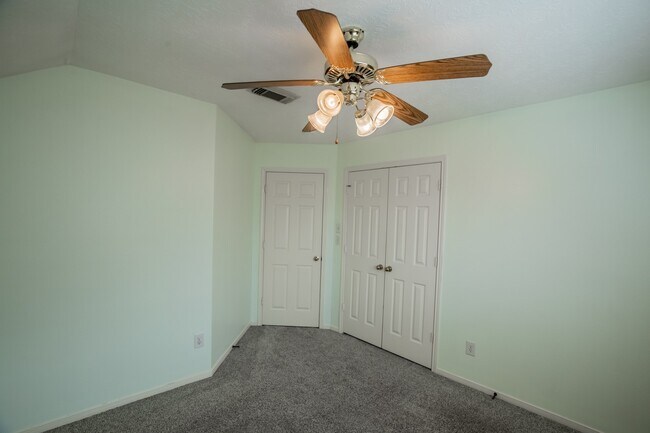 Building Photo - 4823 Zachary Ln