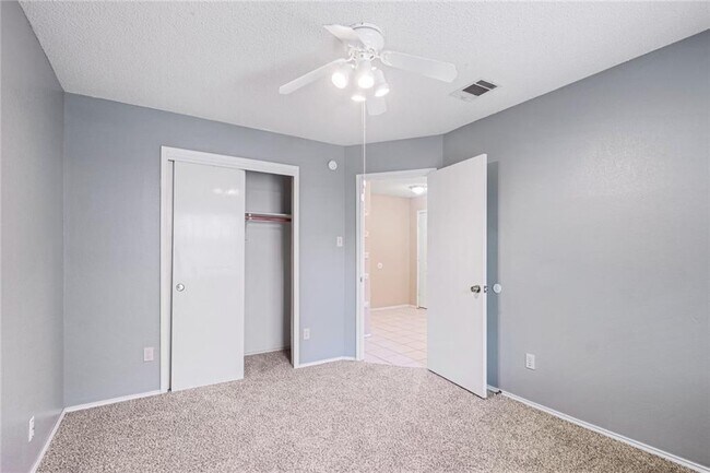 Building Photo - 2203 N Shields Dr