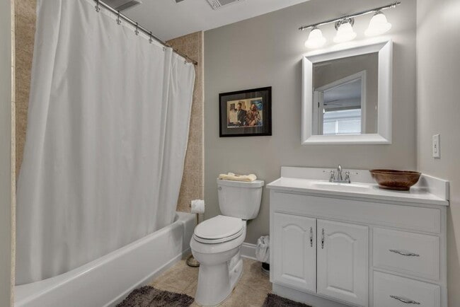 Building Photo - 1283 Creekside Pl SE