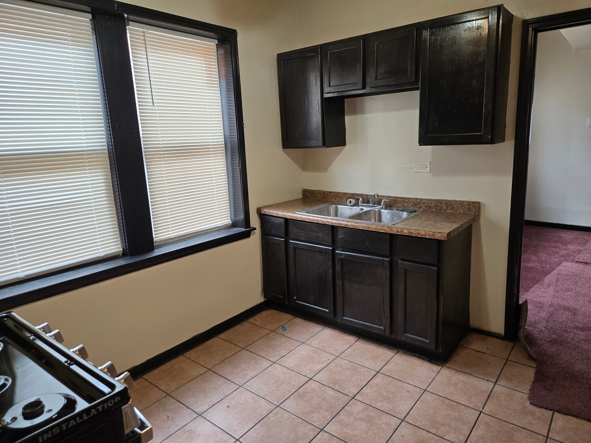 Building Photo - 6329 S Loomis Blvd