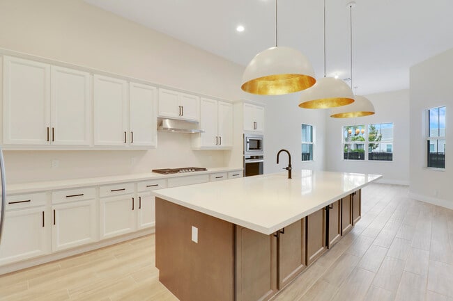 Building Photo - 12549 Nautilus Cir