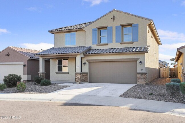 Building Photo - 7135 W Rancho Dr