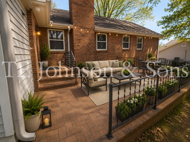 Building Photo - 2722 Winslow Ln