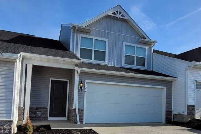 Building Photo - 3441 Alder Ave