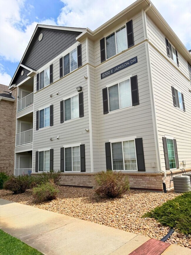 Building Photo - Spacious 3 Bed Condo in Gated Savannah Condos | Pool, Spa & Covered Balcony