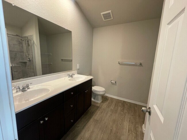 Building Photo - Beautiful Single-Story Rental Home in New Braunfels!