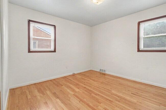 Building Photo - 29138 Hathaway