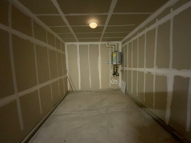 Building Photo - 3 Bedroom Single Story New Build in Mesa Del Sol Near Netflix Studios!