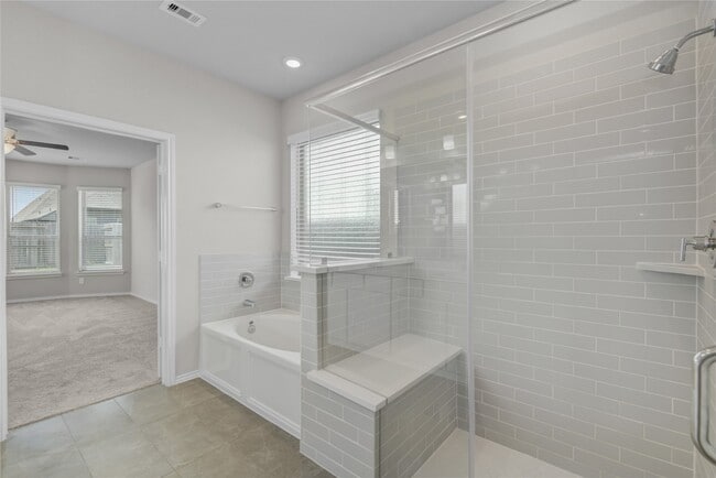 Building Photo - 10723 Lacaille Ln