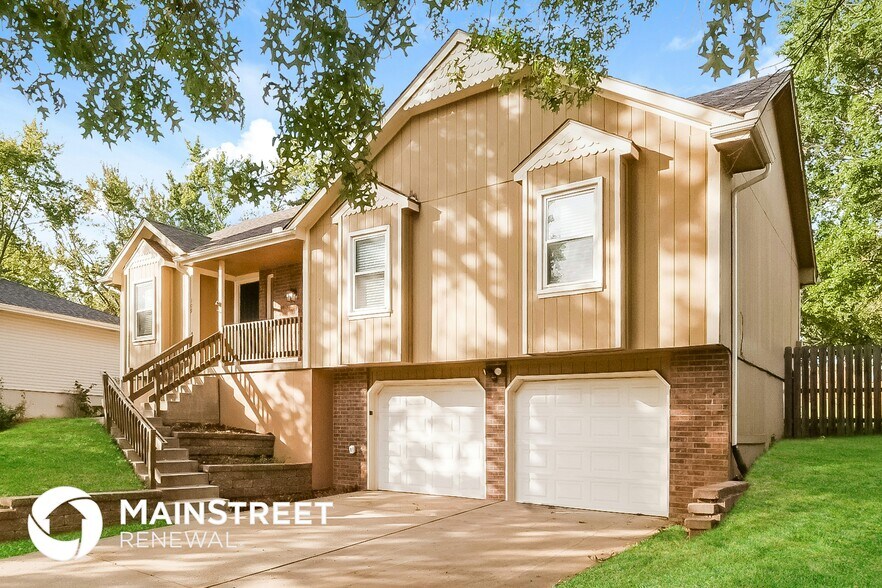 Building Photo - 109 NW Chestnut St