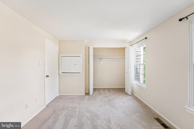 Building Photo - 6101 Bristol Way