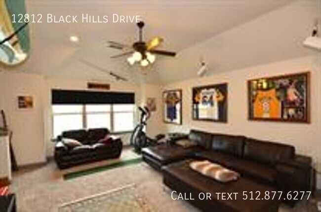 Building Photo - 12812 Black Hills Dr