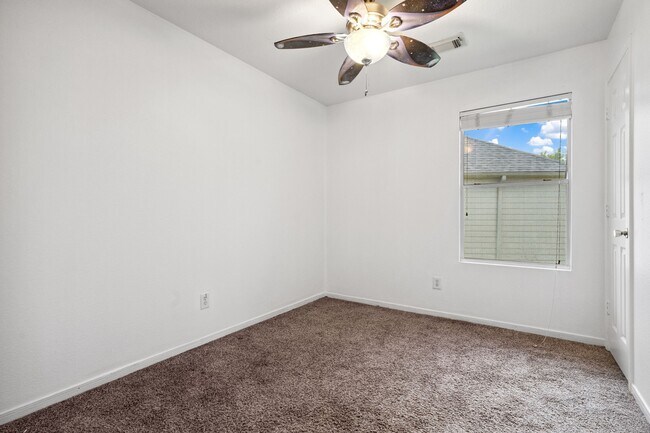 Building Photo - 18435 Emory Brook Ct