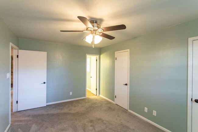 Building Photo - Beautiful 3 bedroom 2 bath home in Fountai...