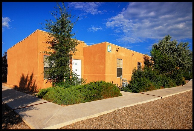 Primary Photo - Bella Vista