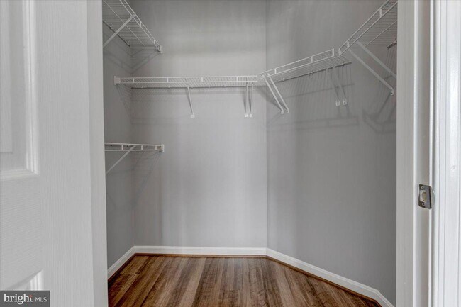 Building Photo - 11575 Cavalier Landing Ct