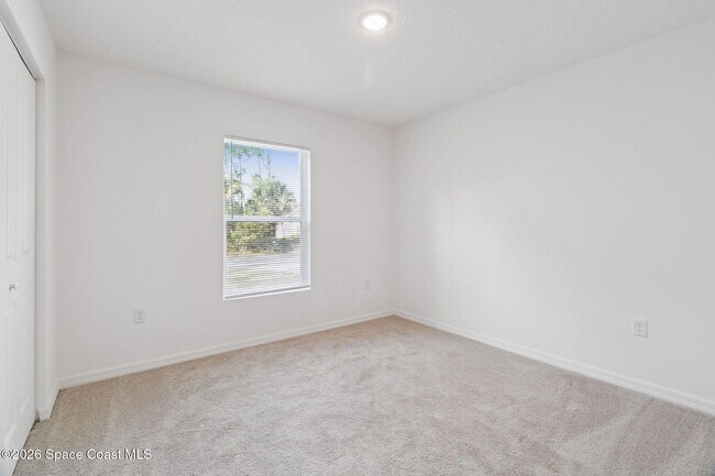 Building Photo - 700 Tejon Ave SW