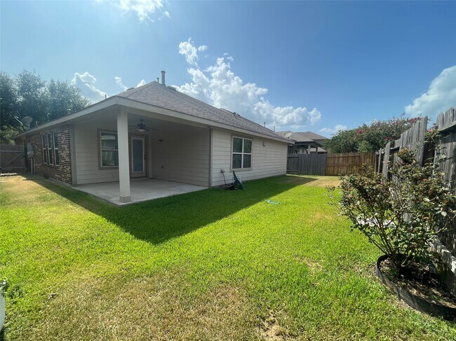 Building Photo - 16702 White Hyacinth Ct
