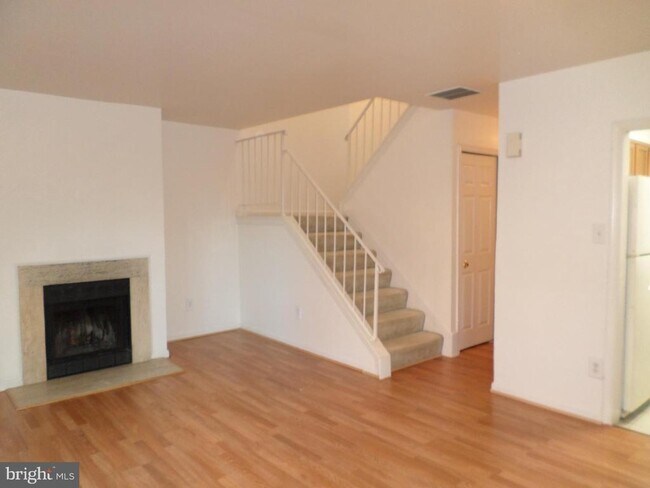 Building Photo - 1433 A St NE