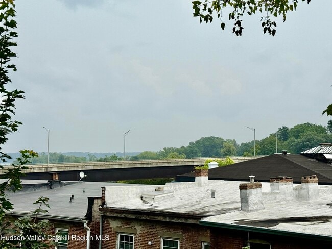 Building Photo - 16 Abeel St