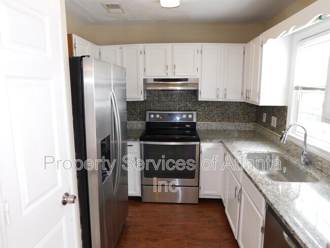 Building Photo - 192 High Creek Dr