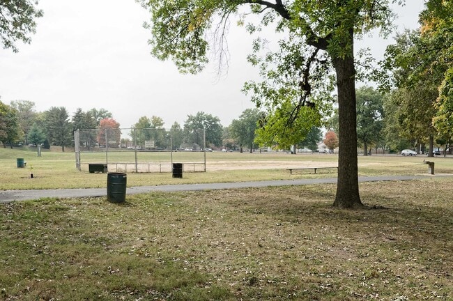 Building Photo - 3554 Jamieson Ave