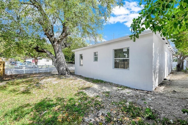 Building Photo - 7990 NW 8th Ave