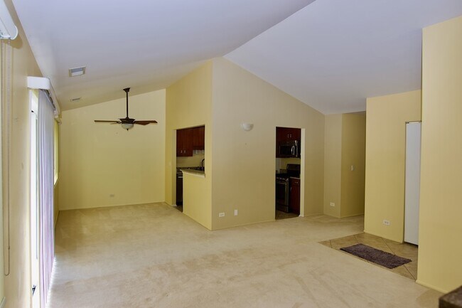 Building Photo - 1047 Auburn Ln