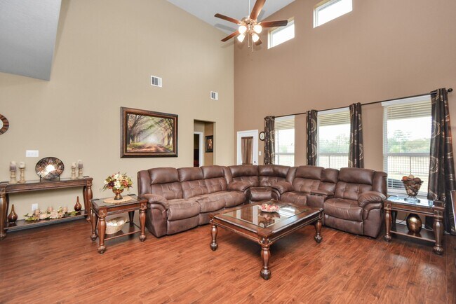 Building Photo - 4334 Breckenridge Dale Ln