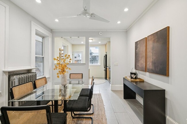 Building Photo - 1228 Catharine St