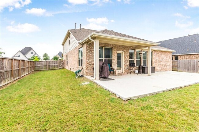 Building Photo - 1915 Hays Ranch Dr