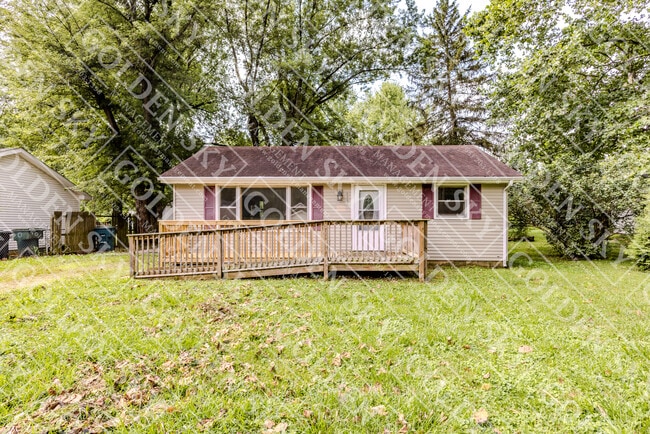 Building Photo - 4305 W Garver Dr