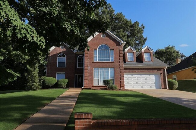 Primary Photo - 4235 Bucknell Dr
