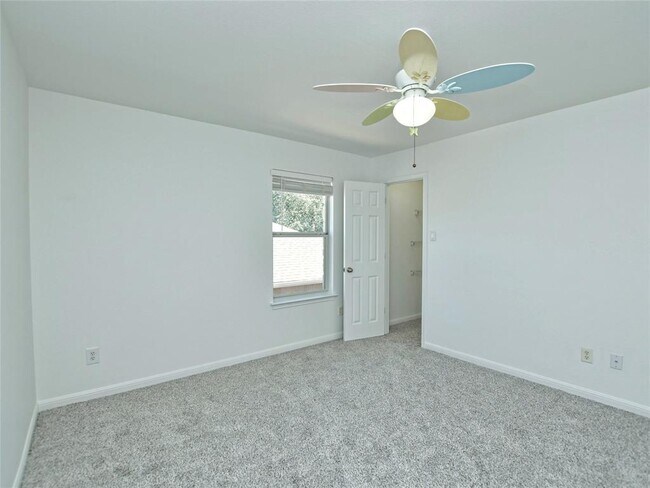 Building Photo - 106 S Gadwall Ln