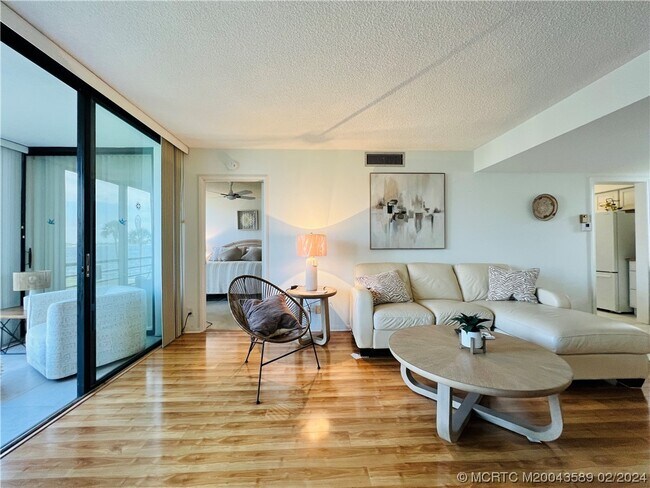 Building Photo - 3442 NE Causeway Blvd