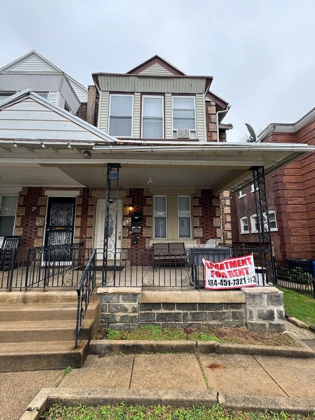 Building Photo - 623 N 64th St