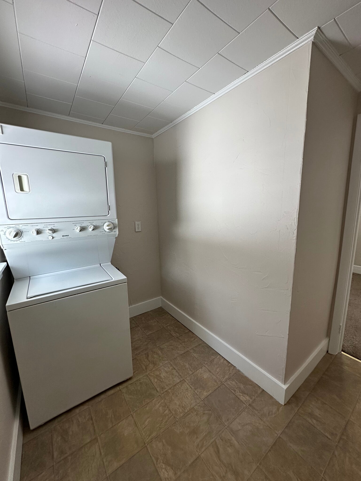 Building Photo - 10 Oswald St