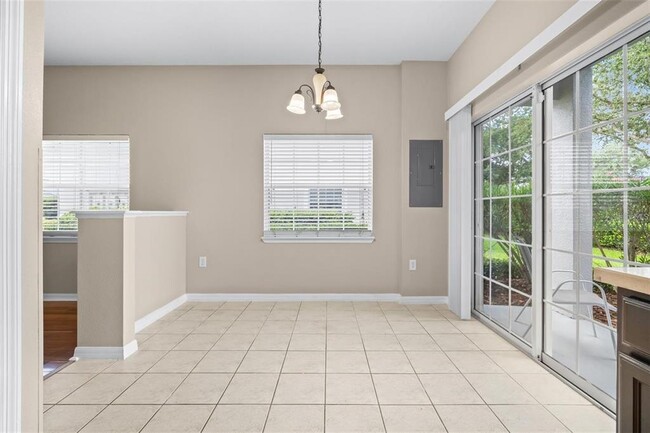 Building Photo - 2020 Greenwood Valley Dr